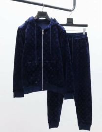 Picture of LV SweatSuits _SKULVM-3XLomtn3329279